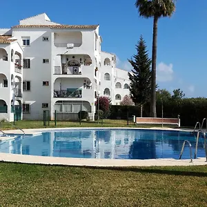 In Calypso,calahonda 200 Metres From The Apartment
